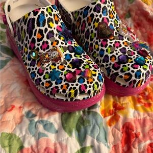 CROCS Multicolor Leopard Print Clogs